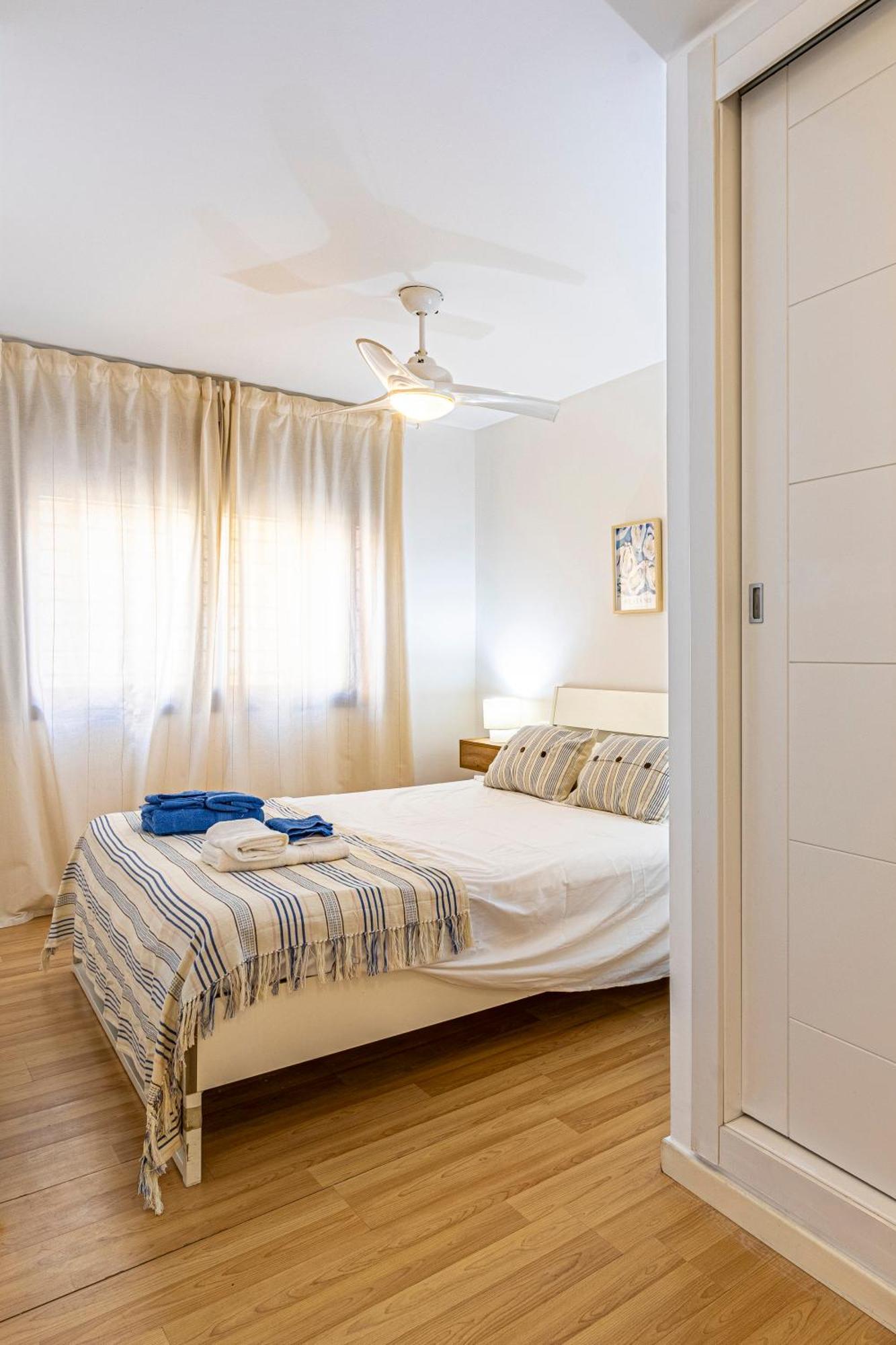 Solis Mare Apartments - Pedregalejo Beach 马拉加 外观 照片